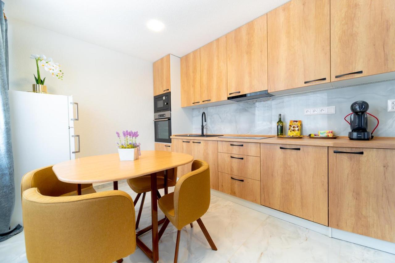 Apartman Discreet Kysucke Nove Mesto 외부 사진