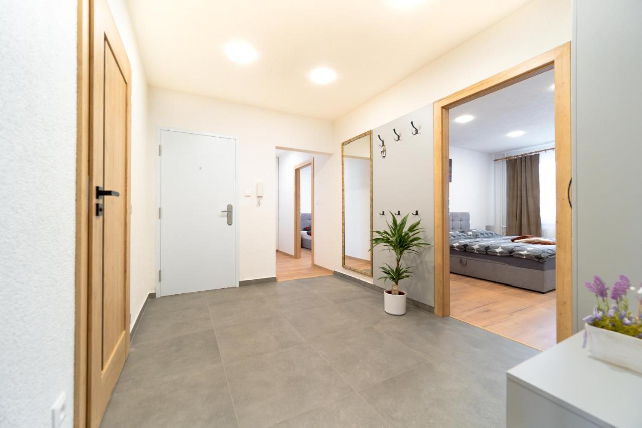 Apartman Discreet Kysucke Nove Mesto 외부 사진